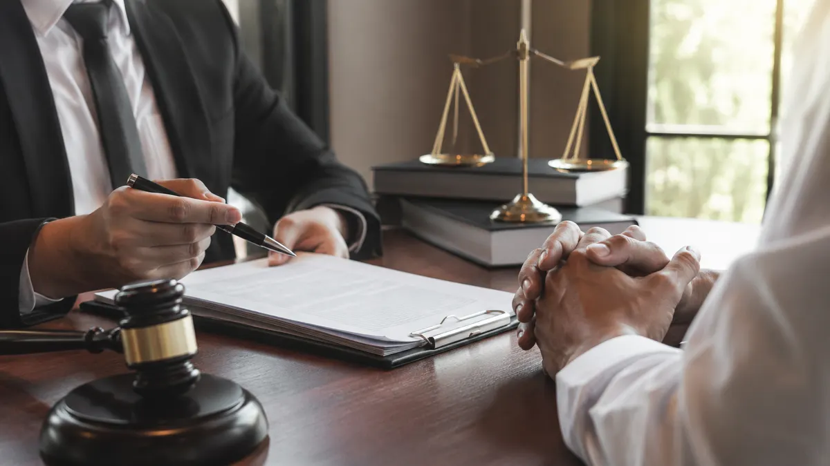 La rappresentatività sindacale cambia volto: la Consulta apre, il Tribunale di Civitavecchia disciplina la prova